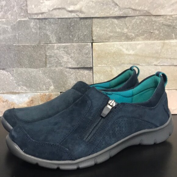 Clarks Women's Hedge Poole Slip on Shoes - Picture 6 of 6